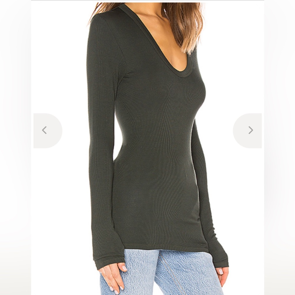 Enza Costa Rib Fitted Long Sleeve Top in Hunter size small